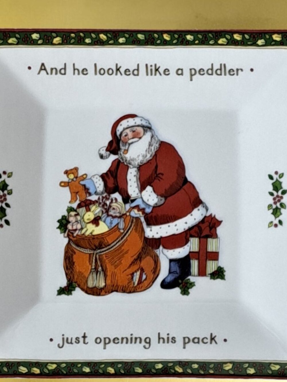 Portmeirion Christmas Story Square Plate Santa Looked Like A Peddler 7”x7”